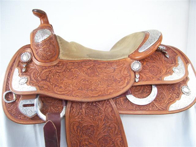 Used Saddle:- Image Number:0